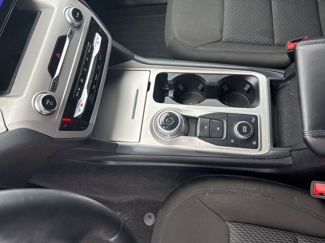 Used 2023 Ford Explorer XLT image 14