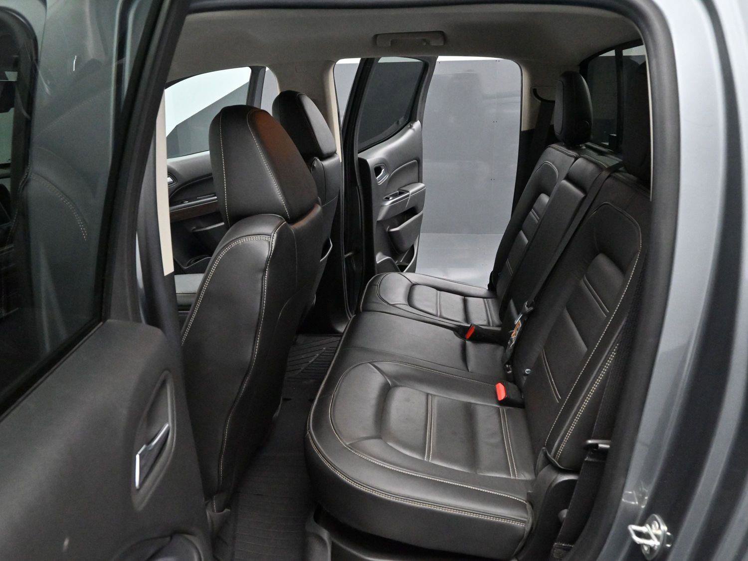 Used 2020 GMC Canyon Denali image 29