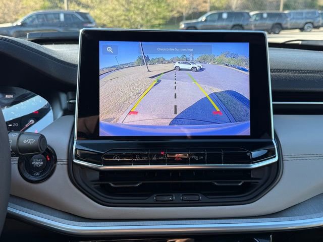 Used 2025 Jeep Compass Limited image 20