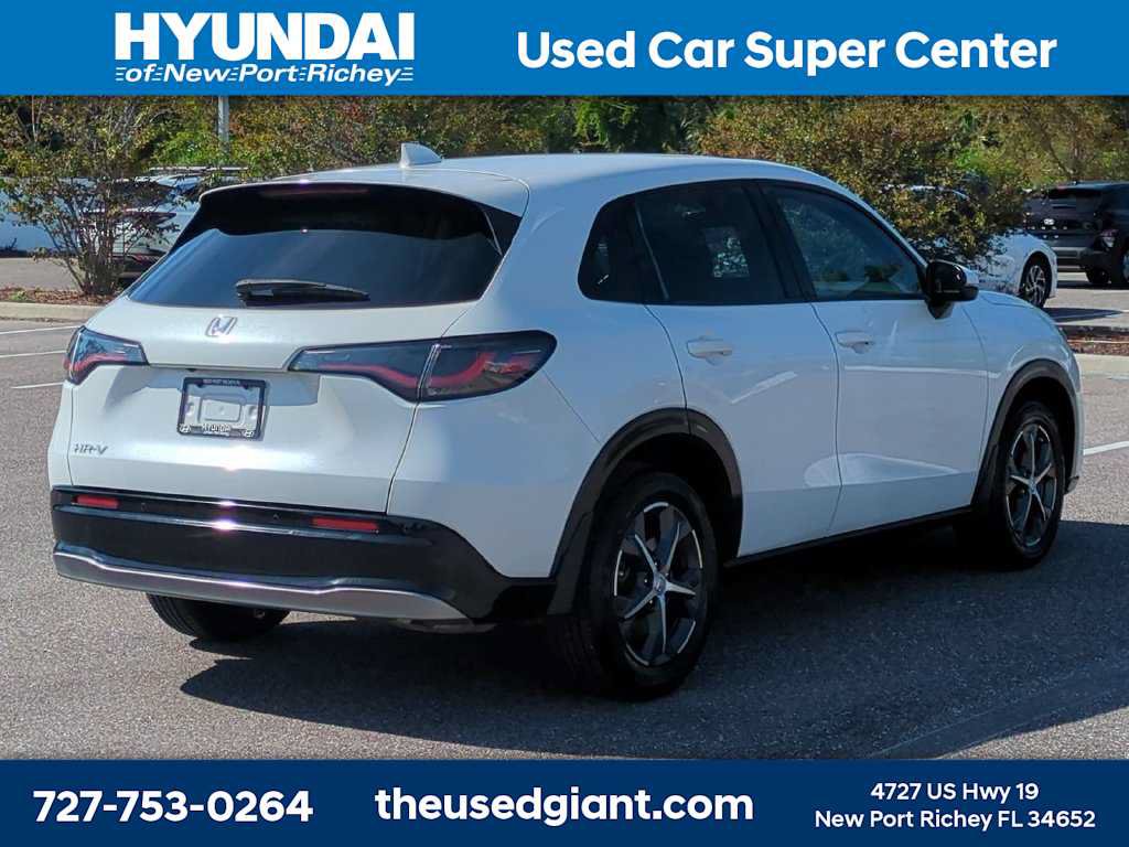 Used 2023 Honda HR-V EX-L image 5