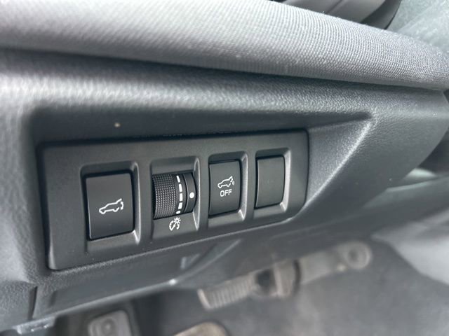 Used 2023 Subaru Outback Premium image 11