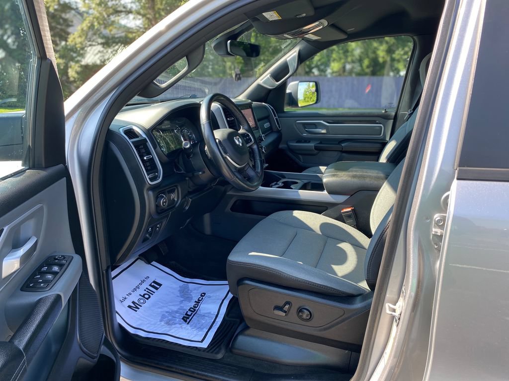 Used 2022 RAM 1500 Big Horn AWD/4WD image 22