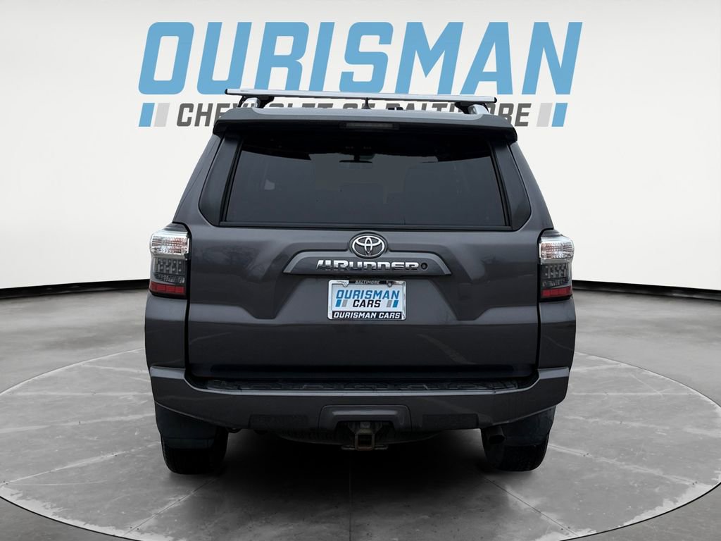 Used 2016 Toyota 4Runner SR5 image 5