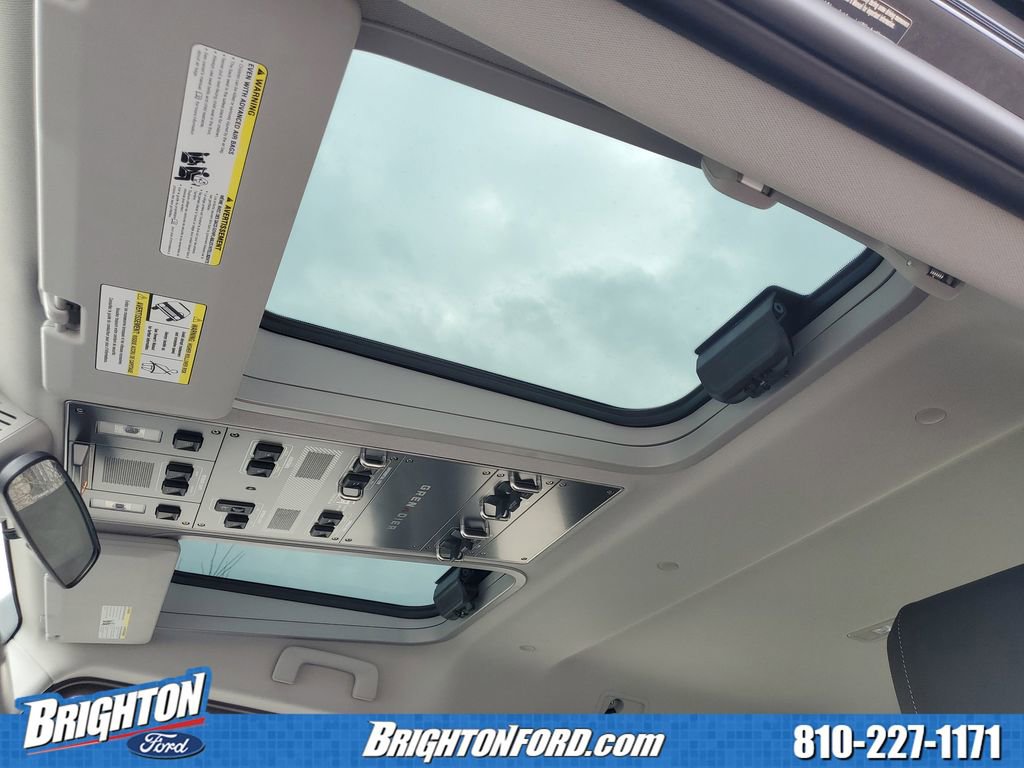 Used 2025 INEOS Grenadier Fieldmaster Edition image 9