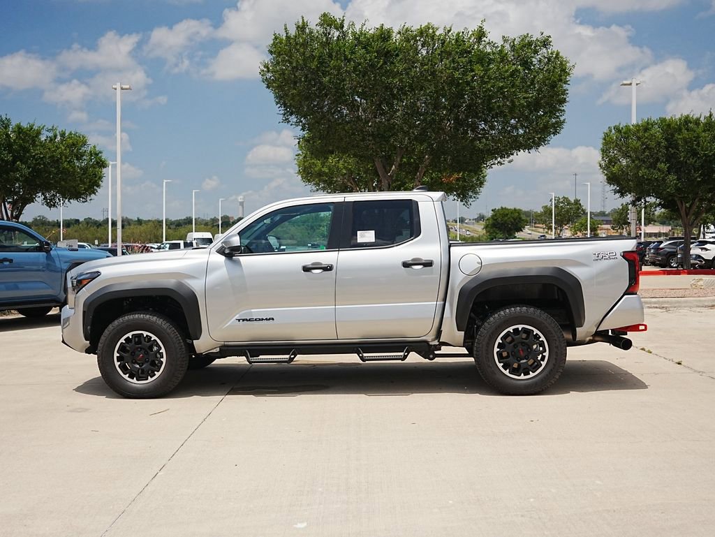 New 2026 Toyota Tacoma TRD Off-Road AWD/4WD image 4
