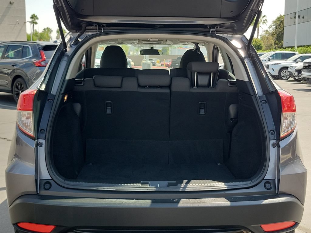 Certified 2021 Honda HR-V LX image 9