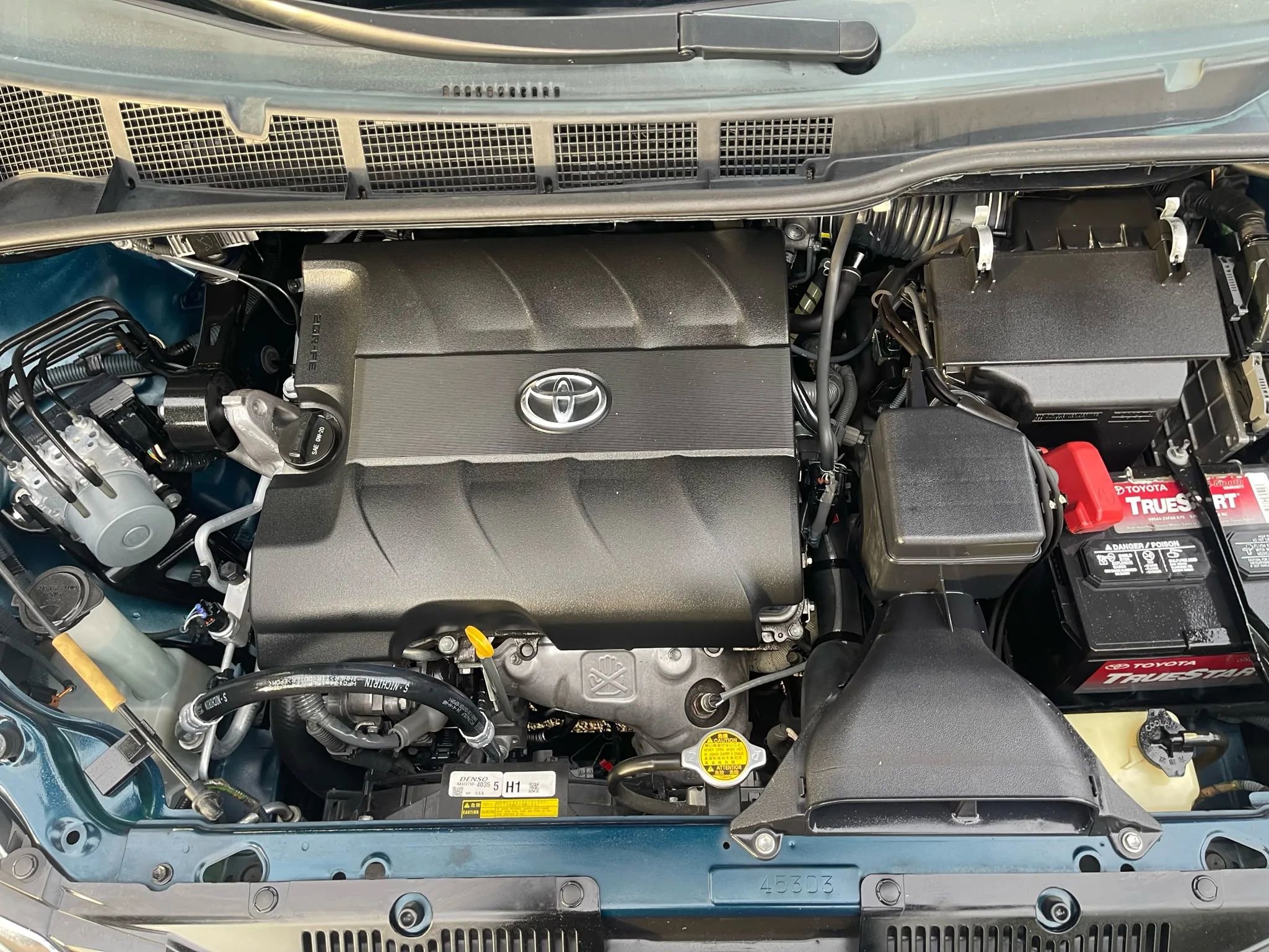 Used 2012 Toyota Sienna LE image 20