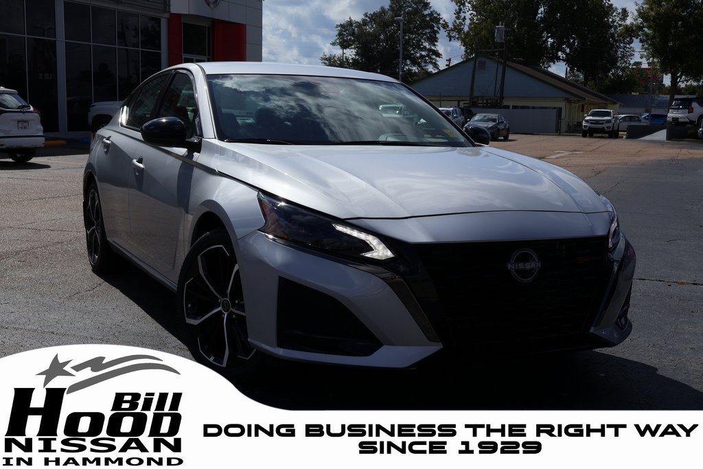 New 2025 Nissan Altima 2.5 SR