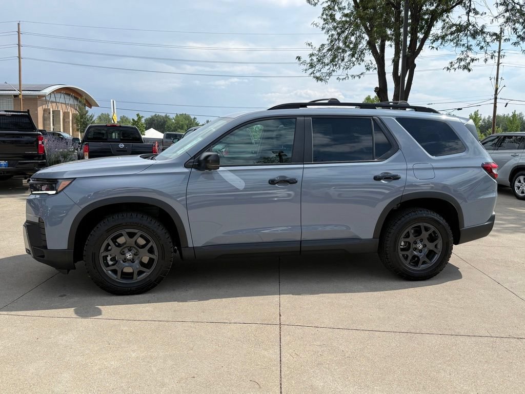 Certified 2026 Honda Pilot TrailSport image 9