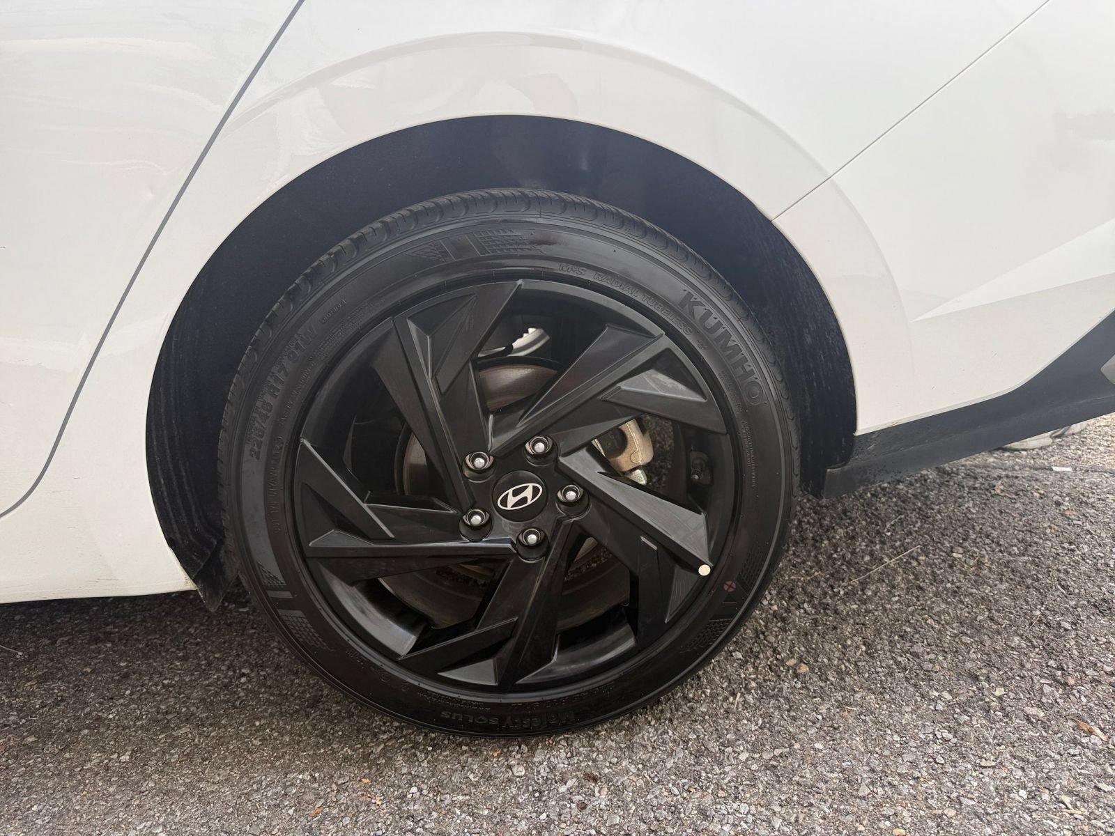Used 2026 Hyundai Elantra Sport FWD image 30