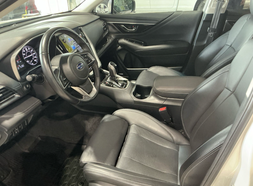 Used 2021 Subaru Outback Limited AWD/4WD image 6