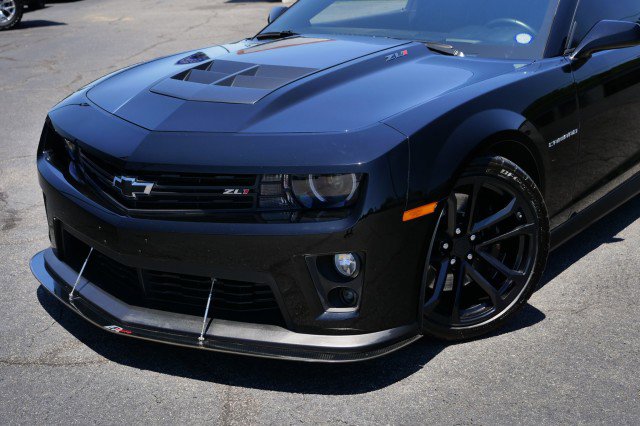 Used 2015 Chevrolet Camaro ZL1 RWD image 50