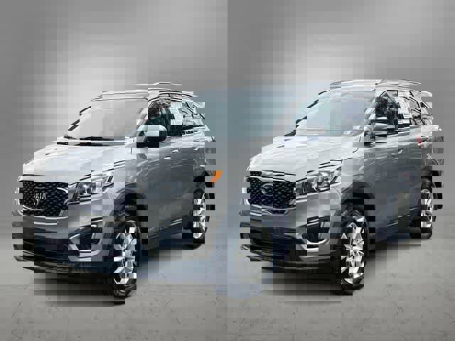 Used 2018 Kia Sorento LX image 1