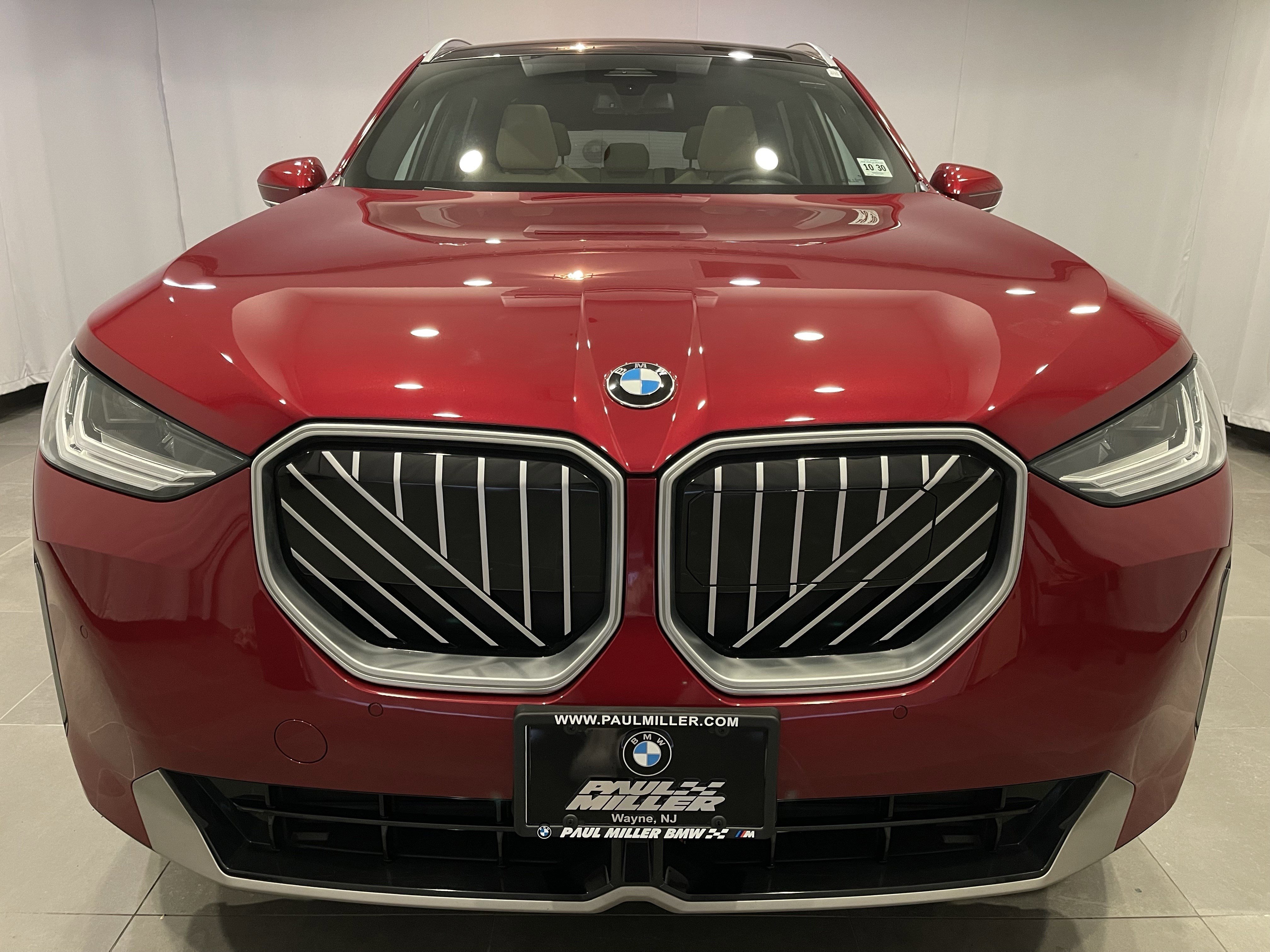 Used 2025 BMW X3 xDrive30i w/ Convenience Package image 2