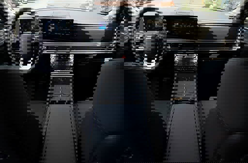 New 2026 Hyundai Santa Fe SEL image 6