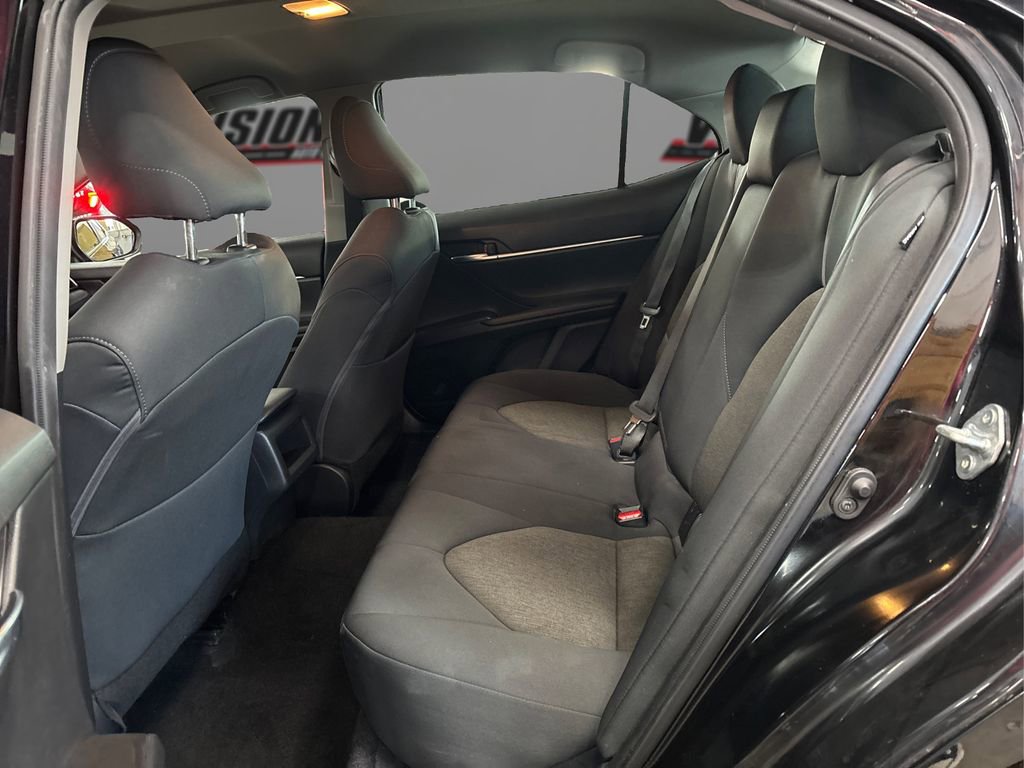Used 2023 Toyota Camry LE image 10