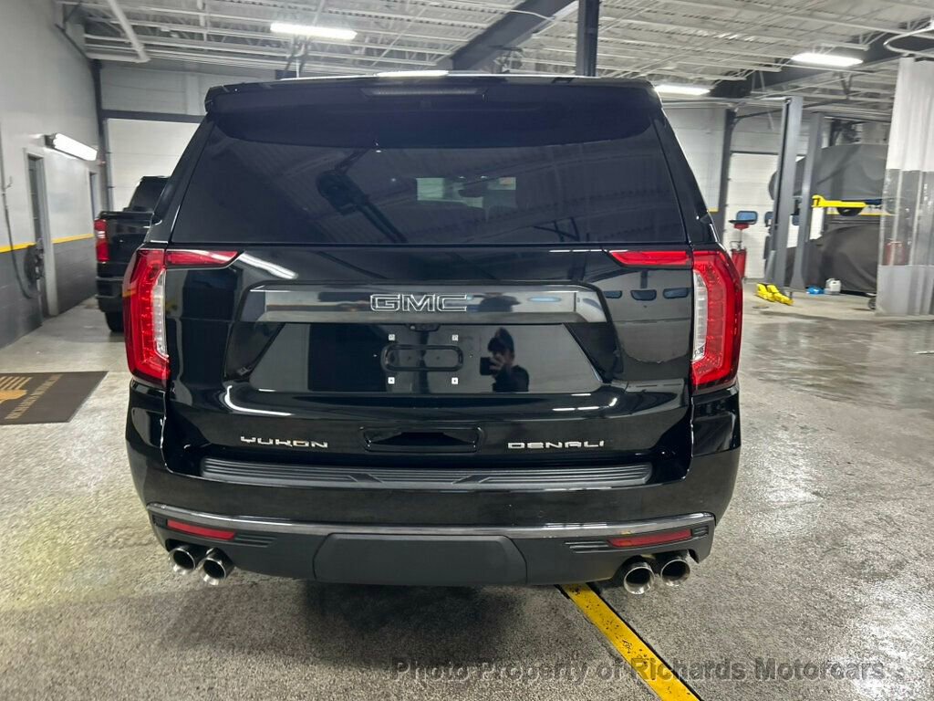 Used 2024 GMC Yukon Denali Ultimate image 4