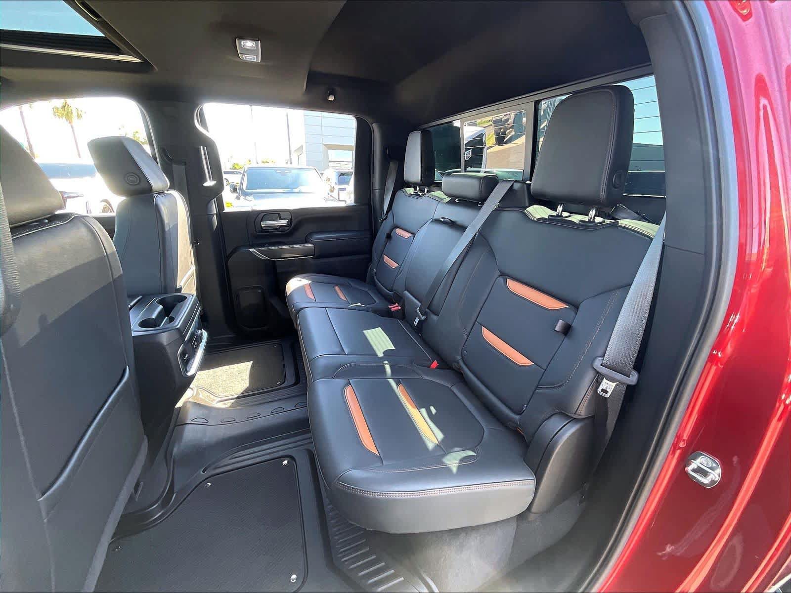 Used 2022 GMC Sierra 2500 AT4 w/ AT4 Preferred Package AWD/4WD image 26