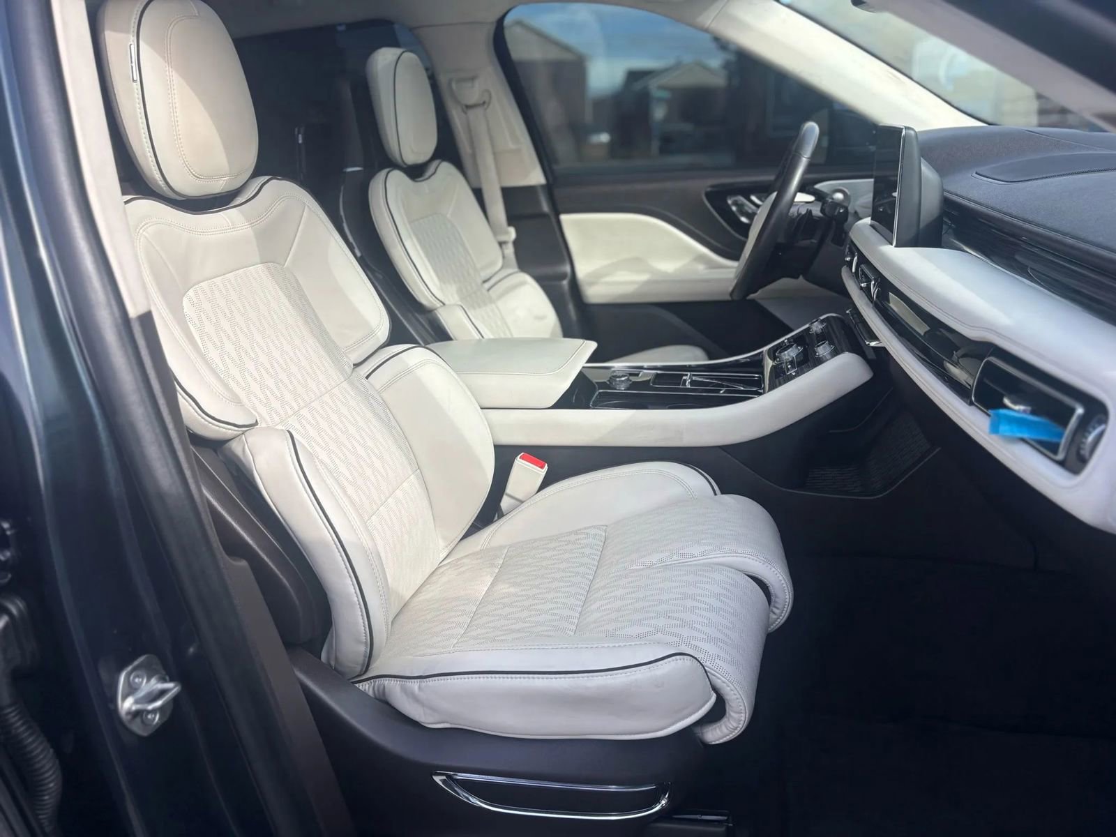 Used 2020 Lincoln Aviator Black Label image 27