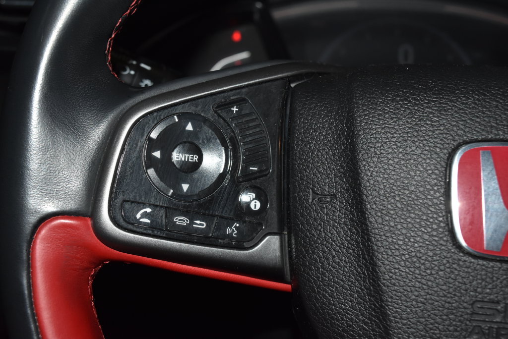 Used 2018 Honda Civic Type R image 7