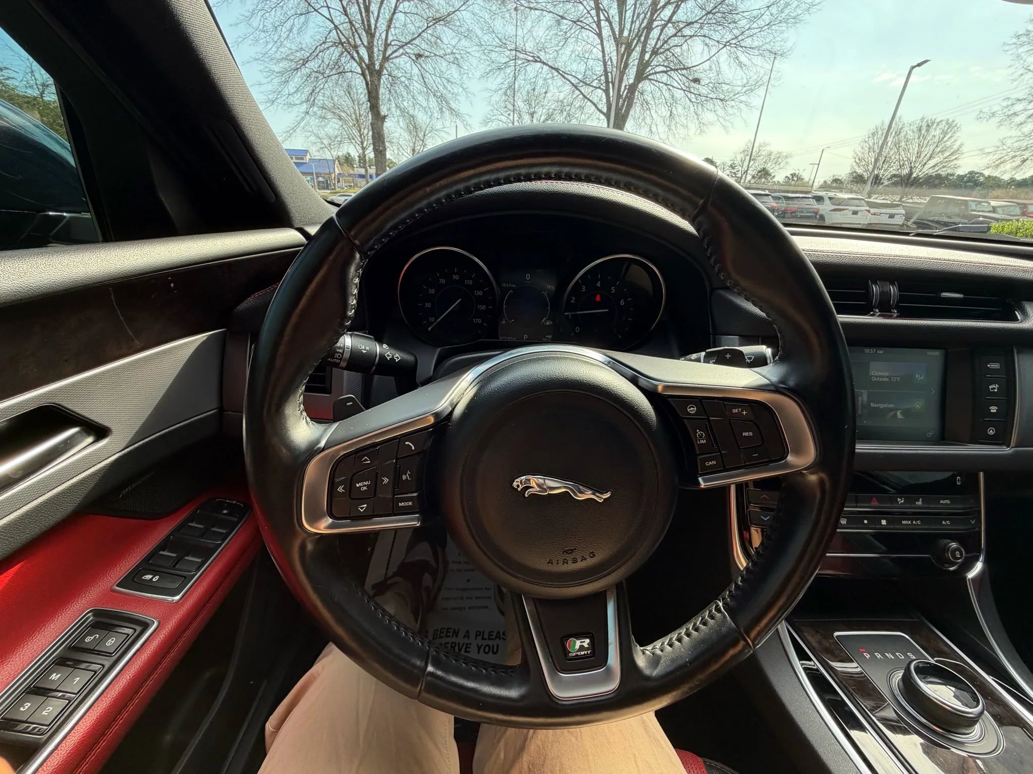 Used 2017 Jaguar XF R-Sport image 23