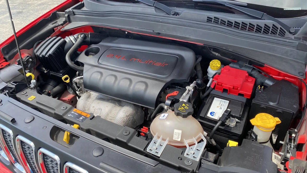 Used 2019 Jeep Renegade Sport w/ UConnect 7.0 Group image 31