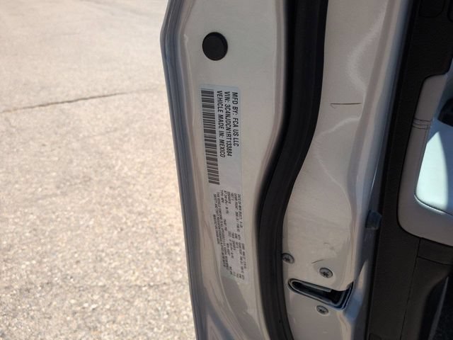 Used 2024 Jeep Compass Limited w/ Sun and Sound Group AWD/4WD image 29