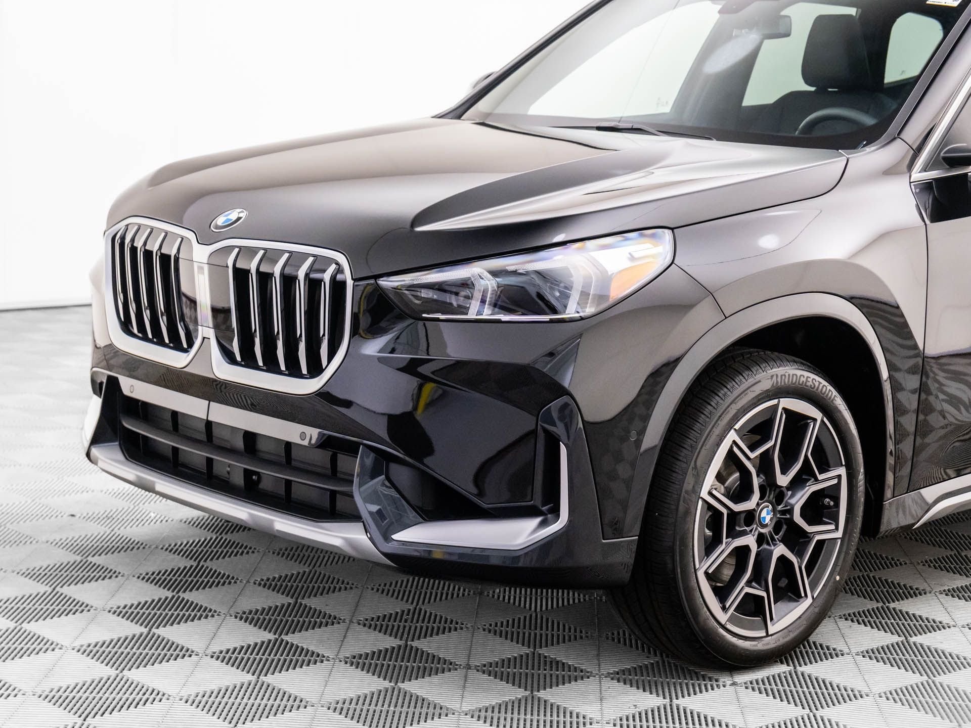 New 2026 BMW X1 xDrive28i w/ Convenience Package AWD/4WD image 35