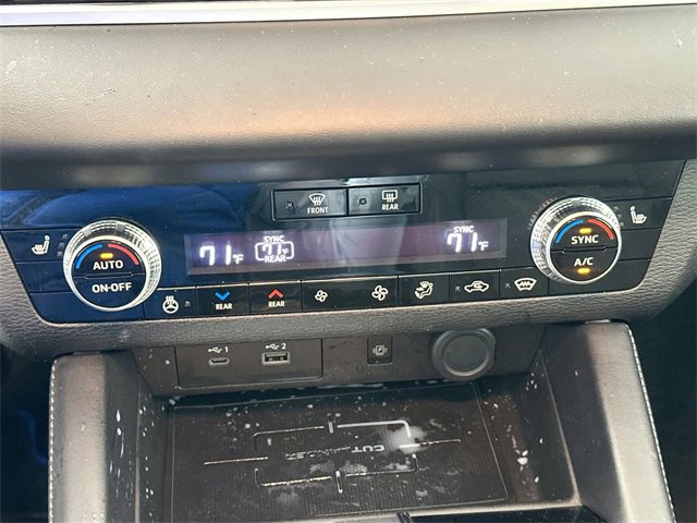 Used 2023 Mitsubishi Outlander SEL image 15