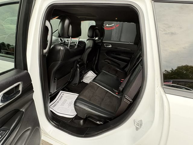 Used 2019 Jeep Grand Cherokee Altitude AWD/4WD image 11