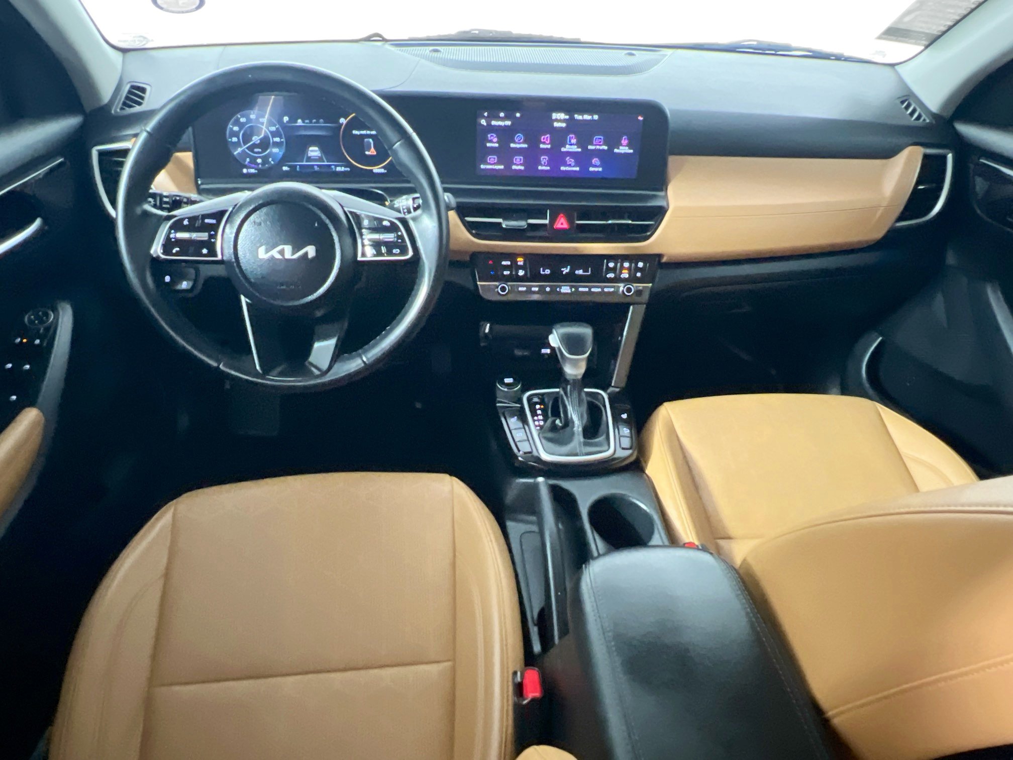 Used 2024 Kia Seltos EX image 30