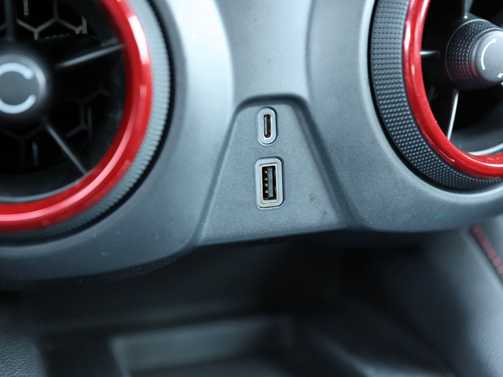 Used 2023 Chevrolet Blazer RS w/ Driver Confidence II Package image 30