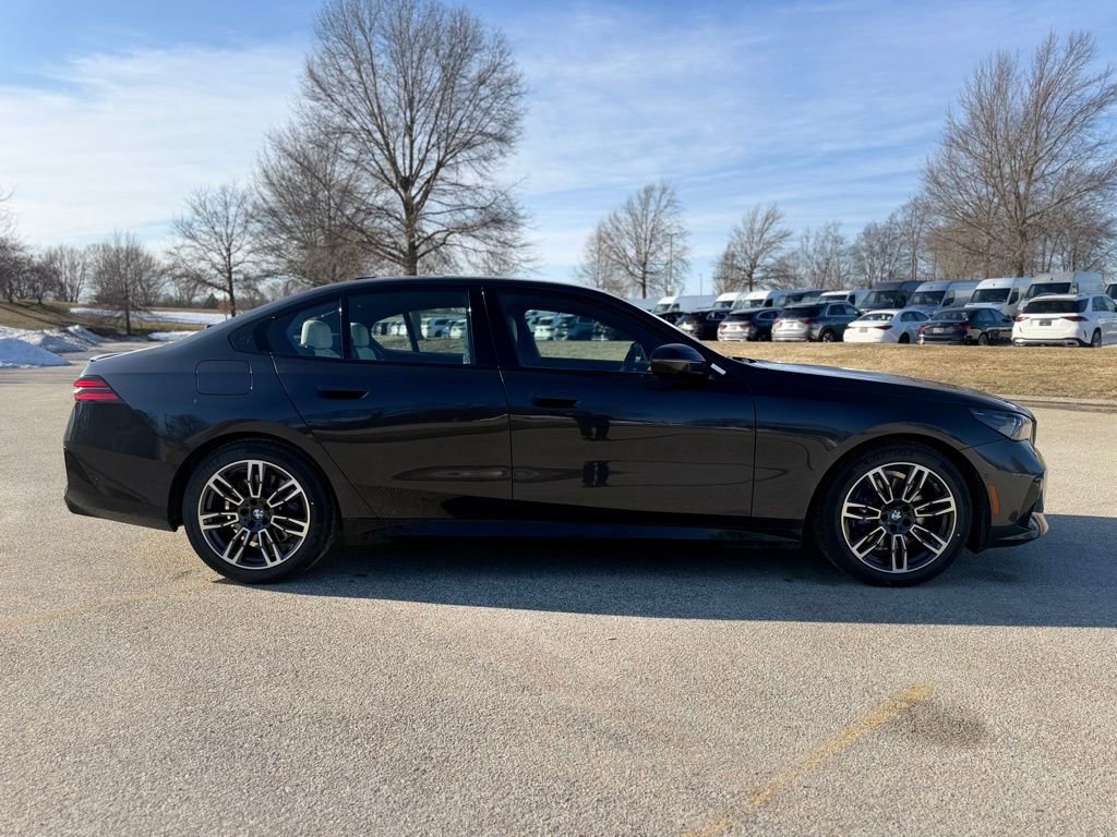 New 2026 BMW 530i xDrive w/ M Sport Package AWD/4WD image 7