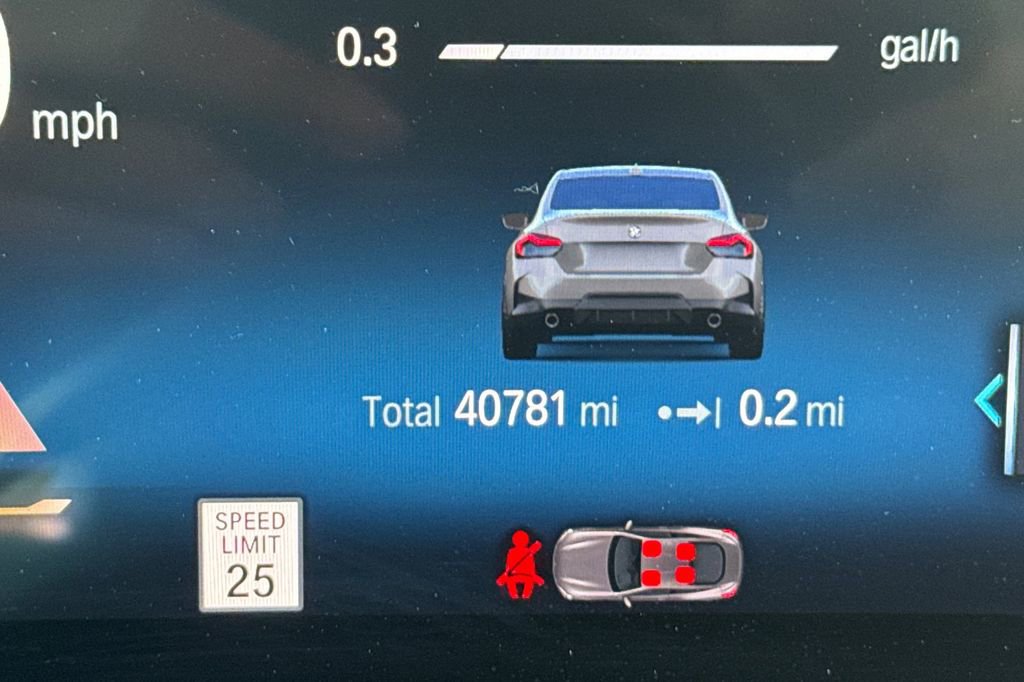 Used 2023 BMW 230i Coupe w/ M Sport Package image 23