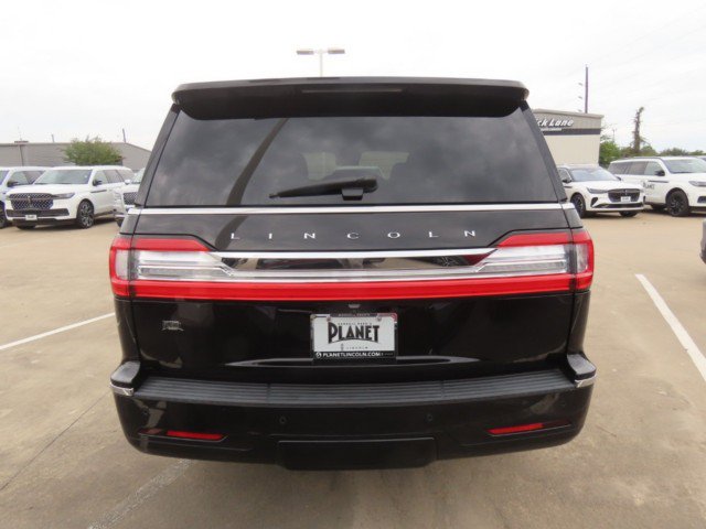 Used 2020 Lincoln Navigator Reserve w/ Equipment Group 208A Reserve AWD/4WD image 11
