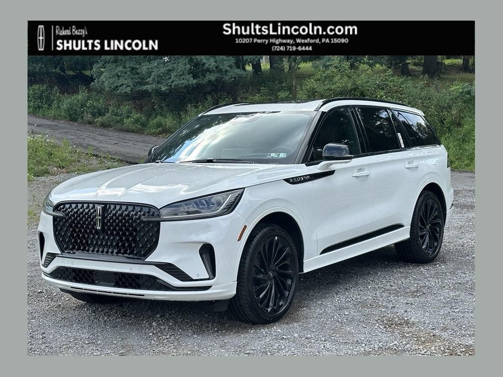 New 2026 Lincoln Aviator Reserve w/ Jet Appearance Package