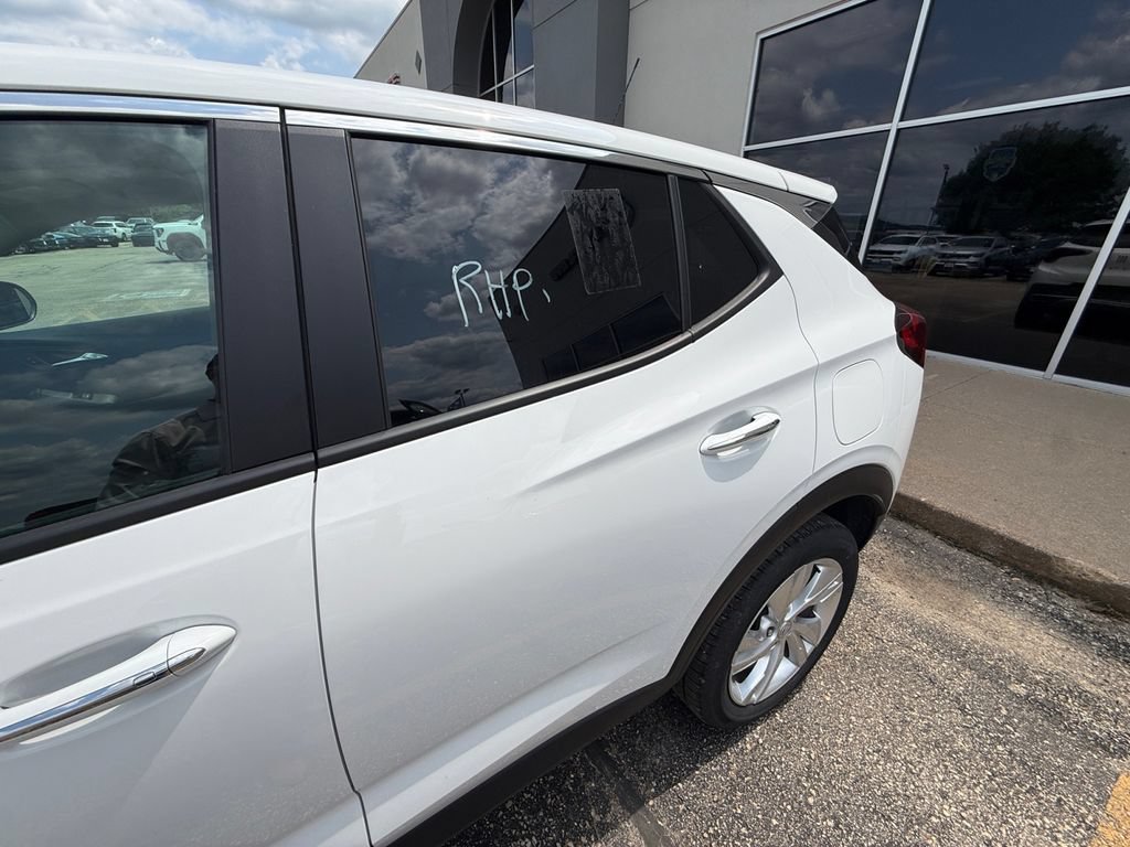 Used 2026 Buick Encore GX Preferred AWD/4WD image 36