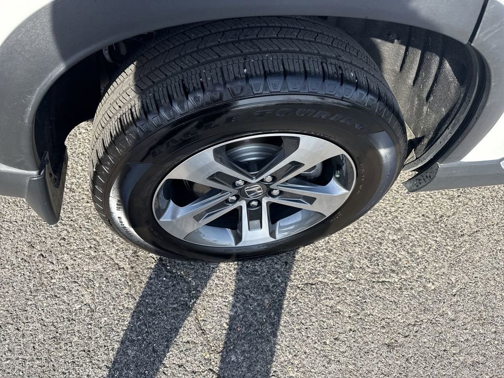 Used 2025 Honda Pilot EX-L image 40