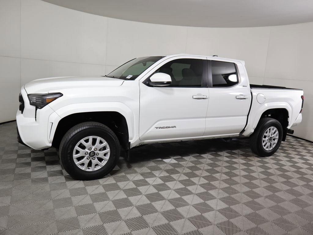 Used 2024 Toyota Tacoma SR5 image 8