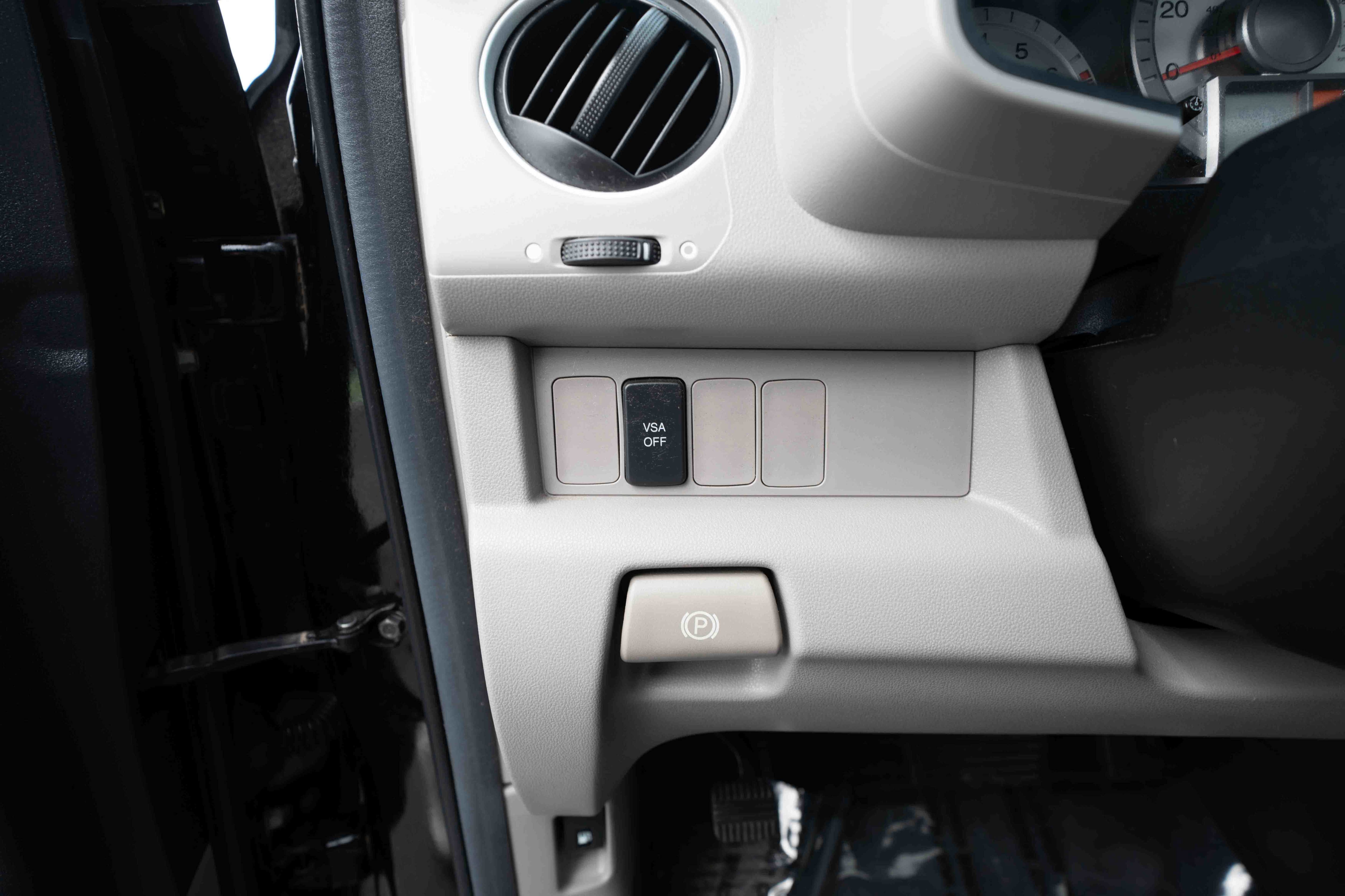 Used 2010 Honda Pilot EX-L image 11