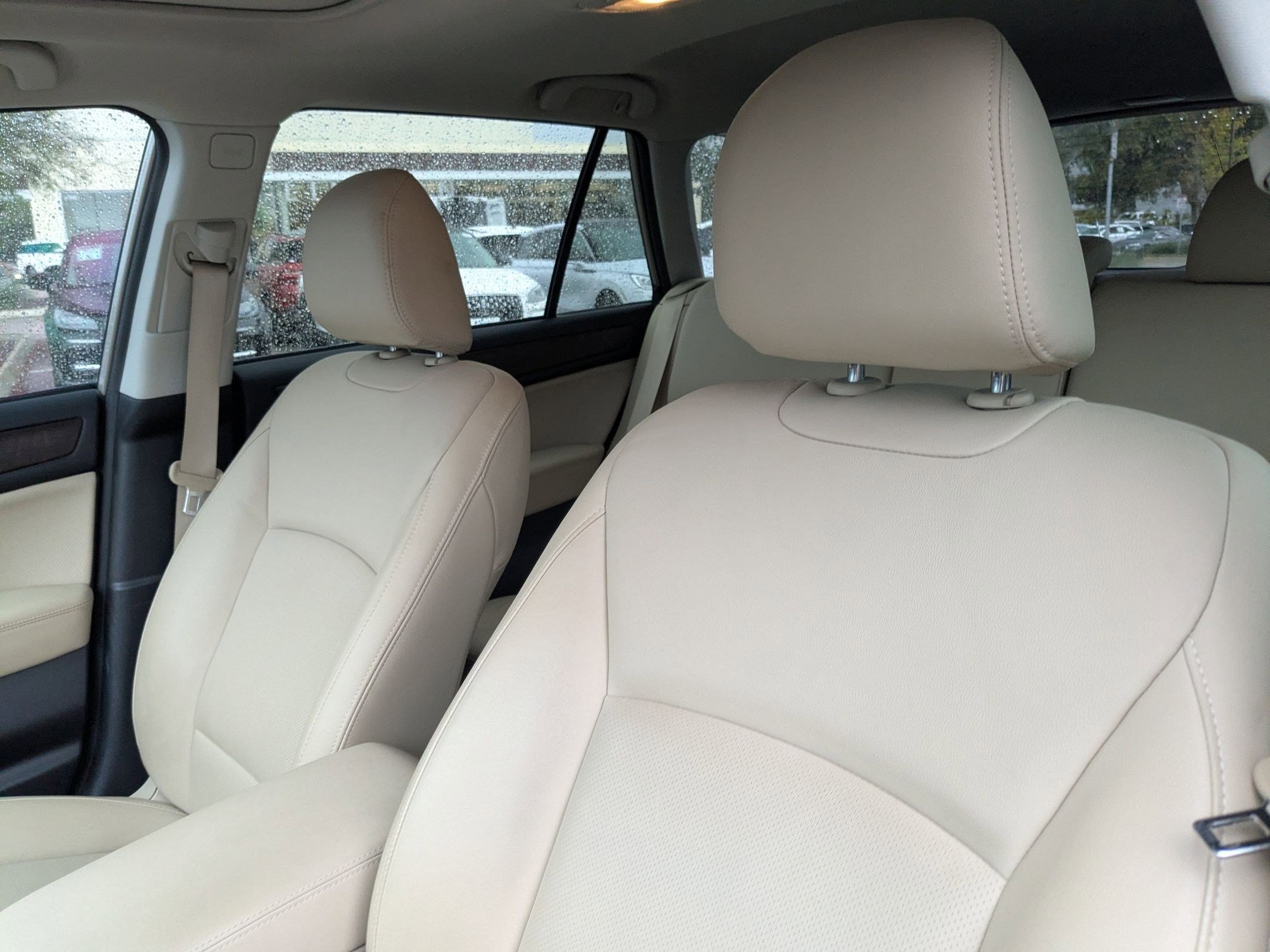 Used 2016 Subaru Outback 3.6R Limited image 12