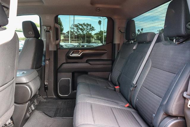 Used 2023 Chevrolet Silverado 1500 LT RWD image 19
