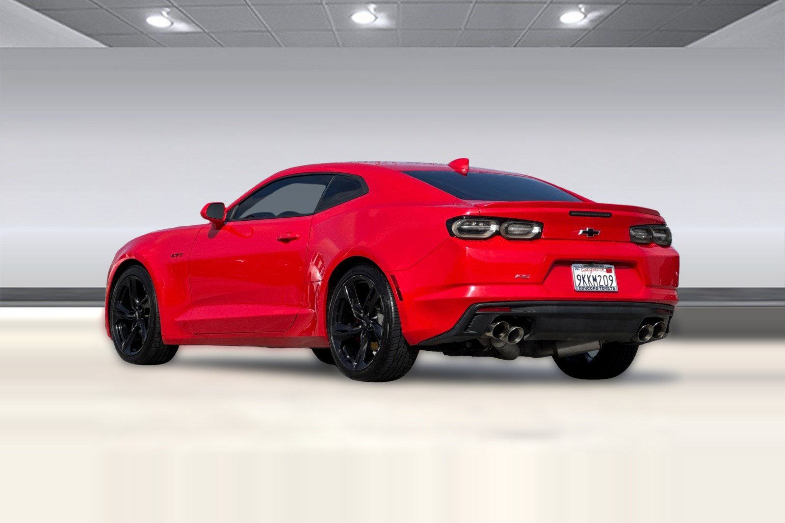 Used 2022 Chevrolet Camaro LT w/ RS Package image 7