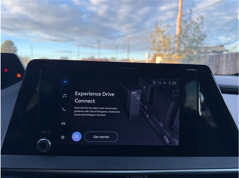 Used 2023 Toyota Prius LE image 19