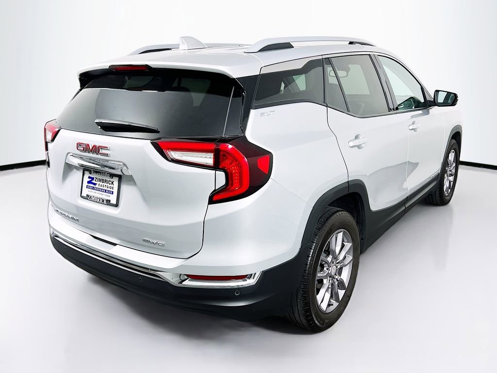 Used 2022 GMC Terrain SLT w/ Infotainment Package II AWD/4WD image 7