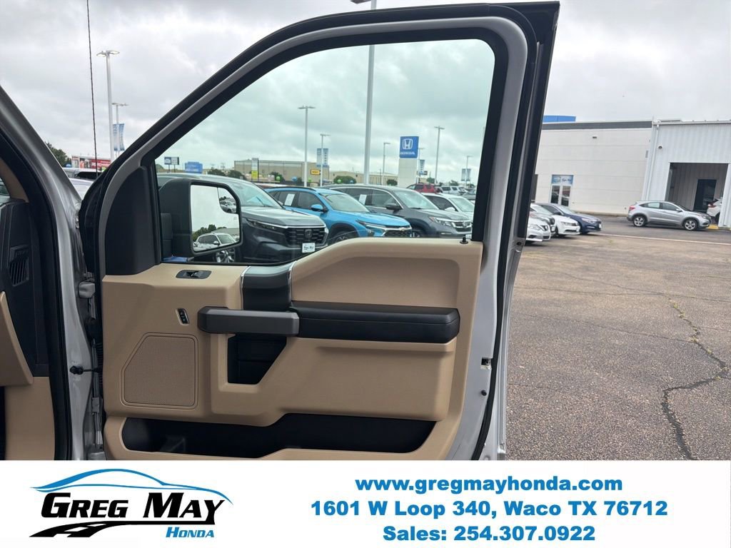 Used 2015 Ford F150 XLT w/ Equipment Group 302A Luxury RWD image 31