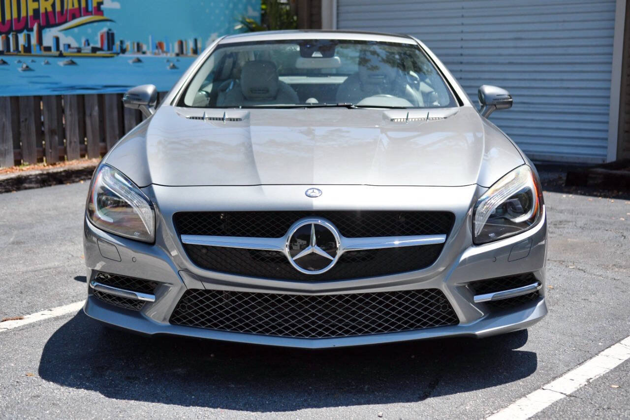 Used 2014 Mercedes-Benz SL 550 image 3