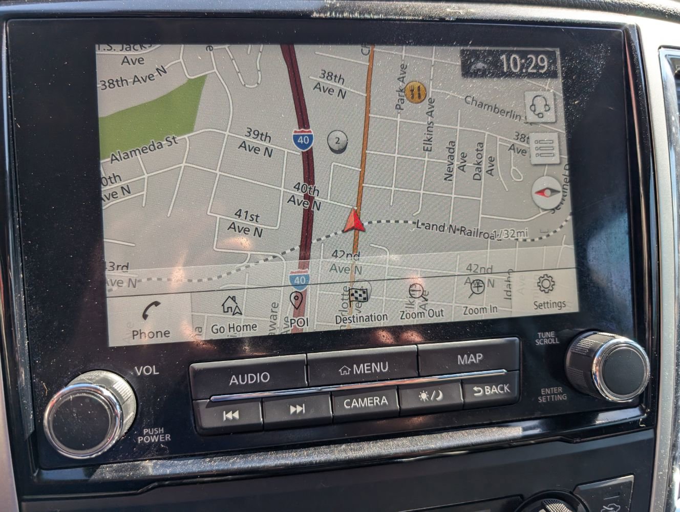 Used 2020 Nissan Titan SV w/ SV Convenience Package image 24