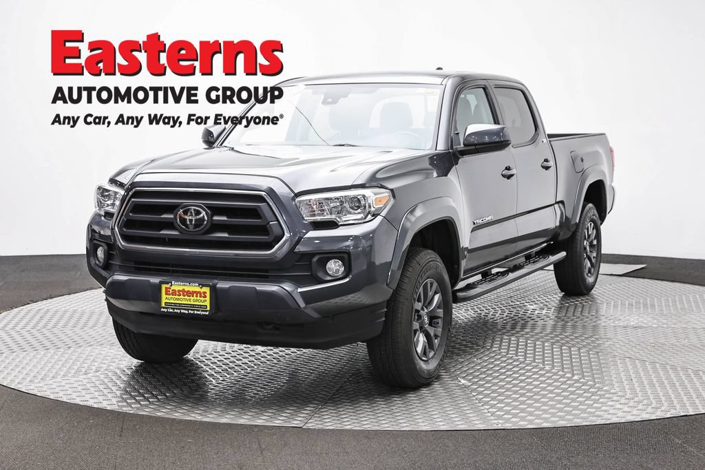 Used 2020 Toyota Tacoma SR5 AWD/4WD image 1