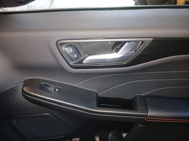 Certified 2022 Ford Escape SEL w/ SEL Stealth AWD Package image 49